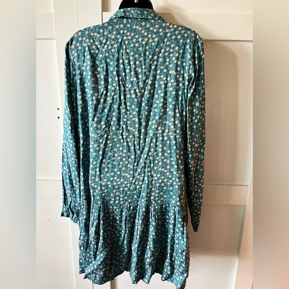 Farmhouse dress blue and yellow floral Button-Up long sleeve dress - Picture 6 of 6